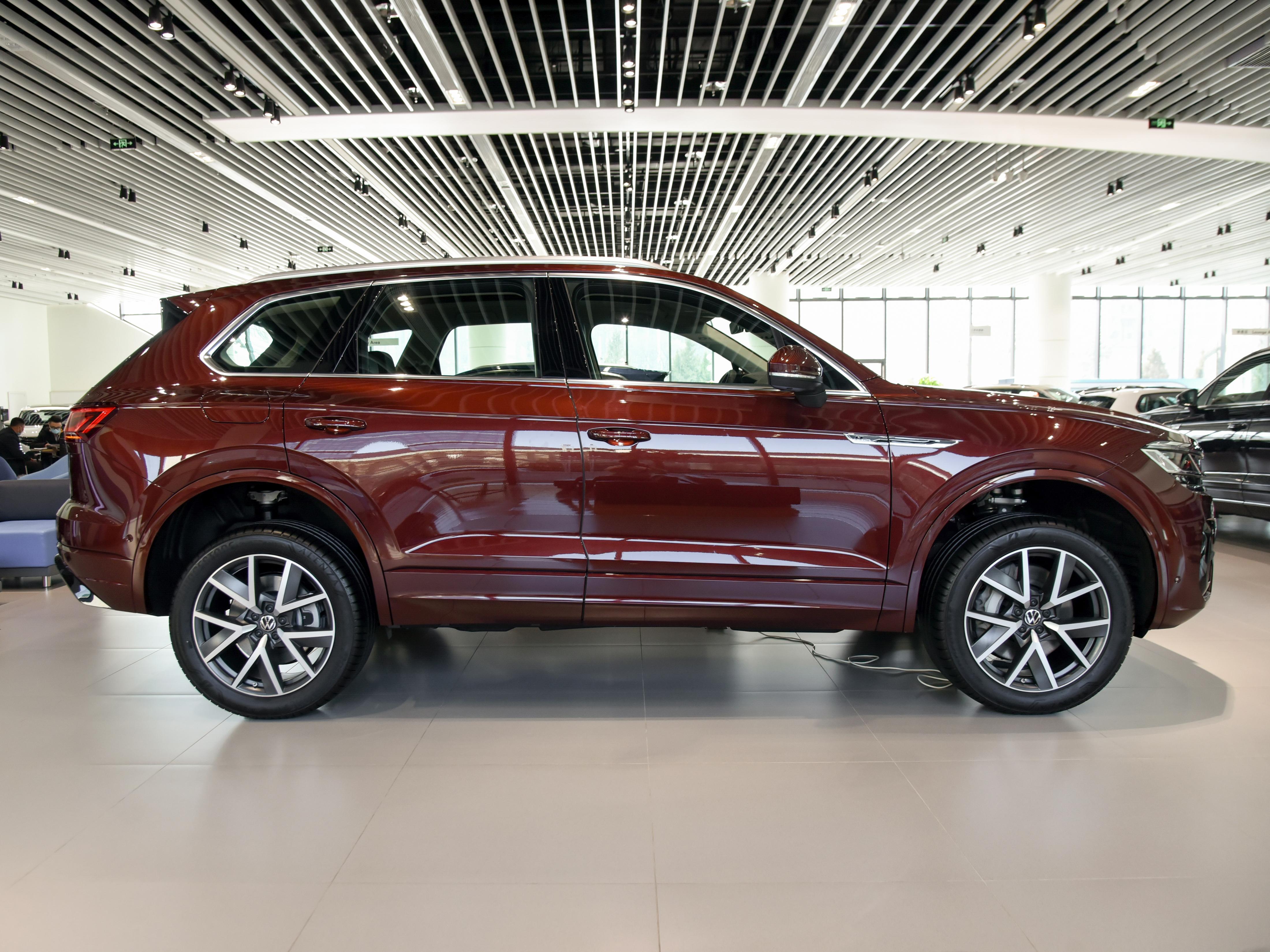 大众途锐和奥迪Q7对比,大众途锐与奥迪q7区别