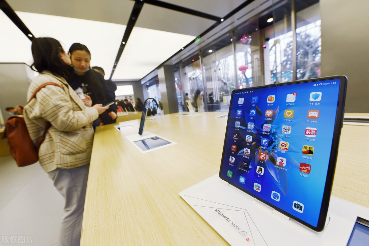 各厂商折叠屏手机,为什么每个厂商都发布折叠手机