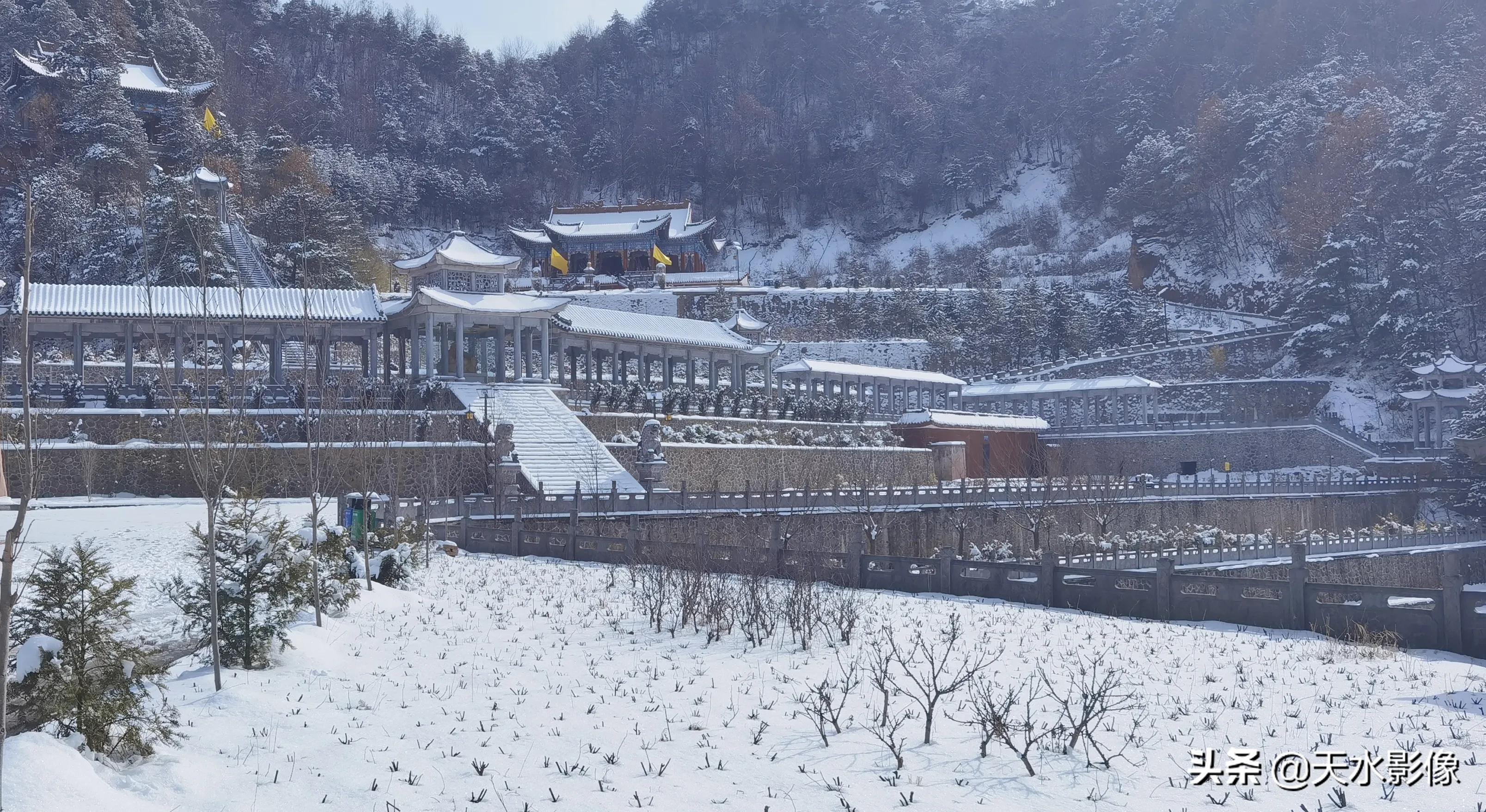 雪中净土寺,雪落净土寺