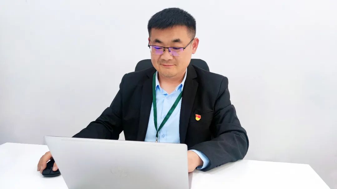 下雨天不想上班找什么理由,下雨天不上班的工作