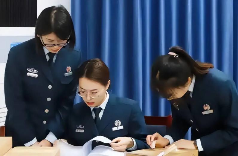 专科可以考军队文职技能岗,军队文职专业技能岗上岸