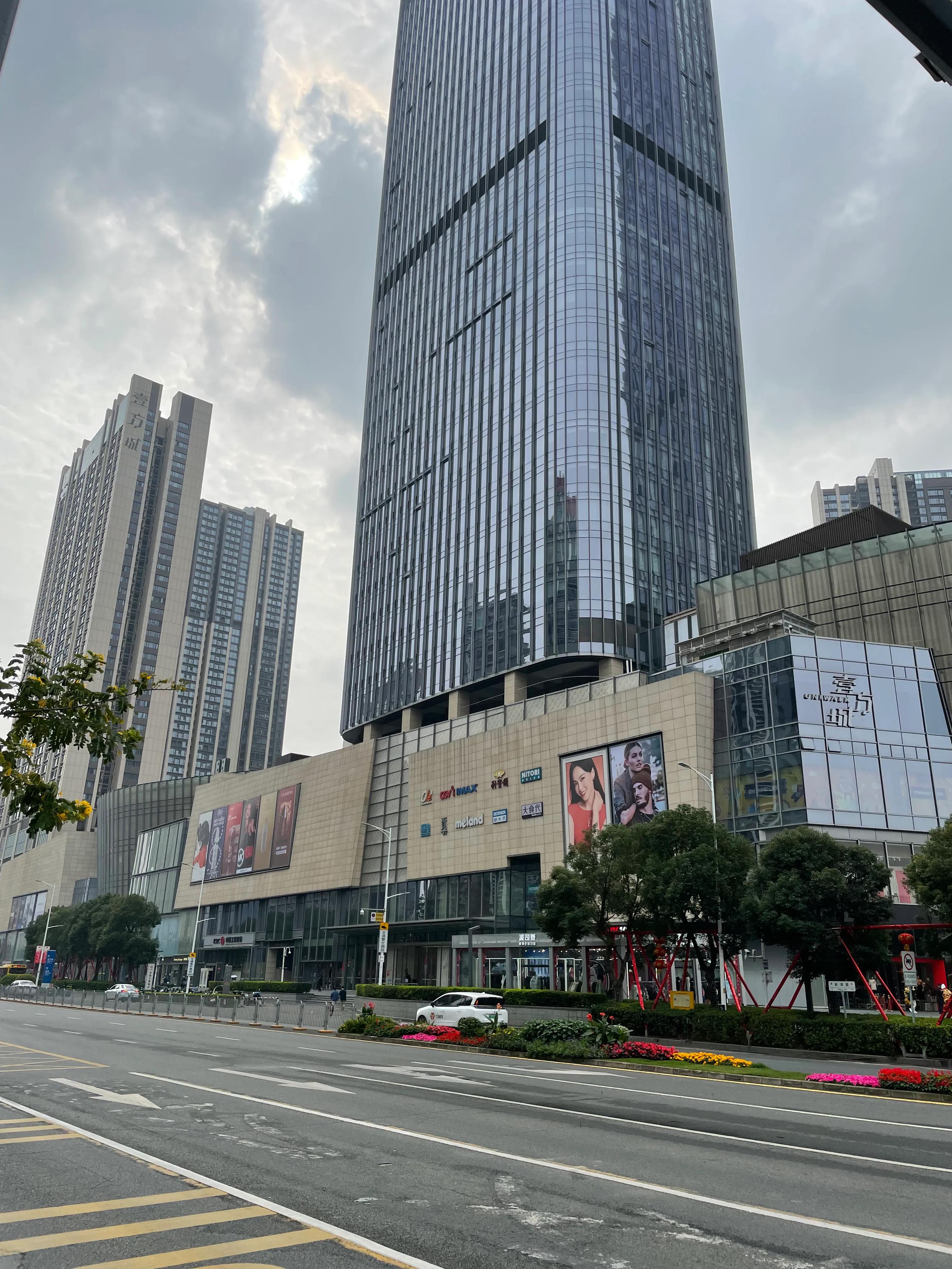 宝安壹方中心房价,深圳市壹城中心购物广场