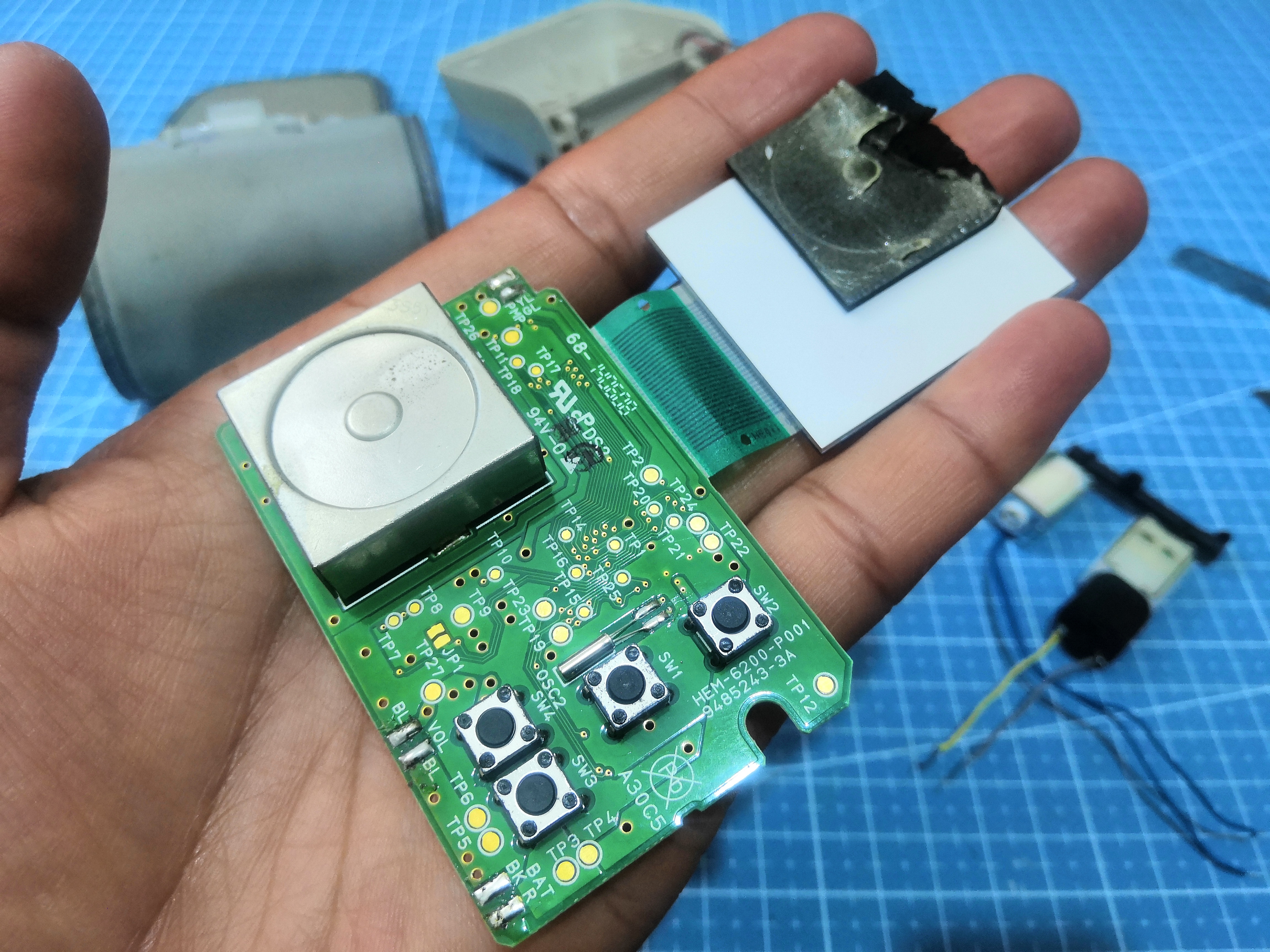 欧姆龙血压计hem-6200价格,omronhem8102a电子血压计调节方法