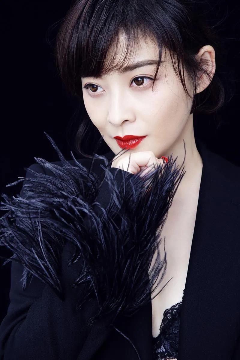 梅婷是否整容,演员梅婷的老公曾剑的照片