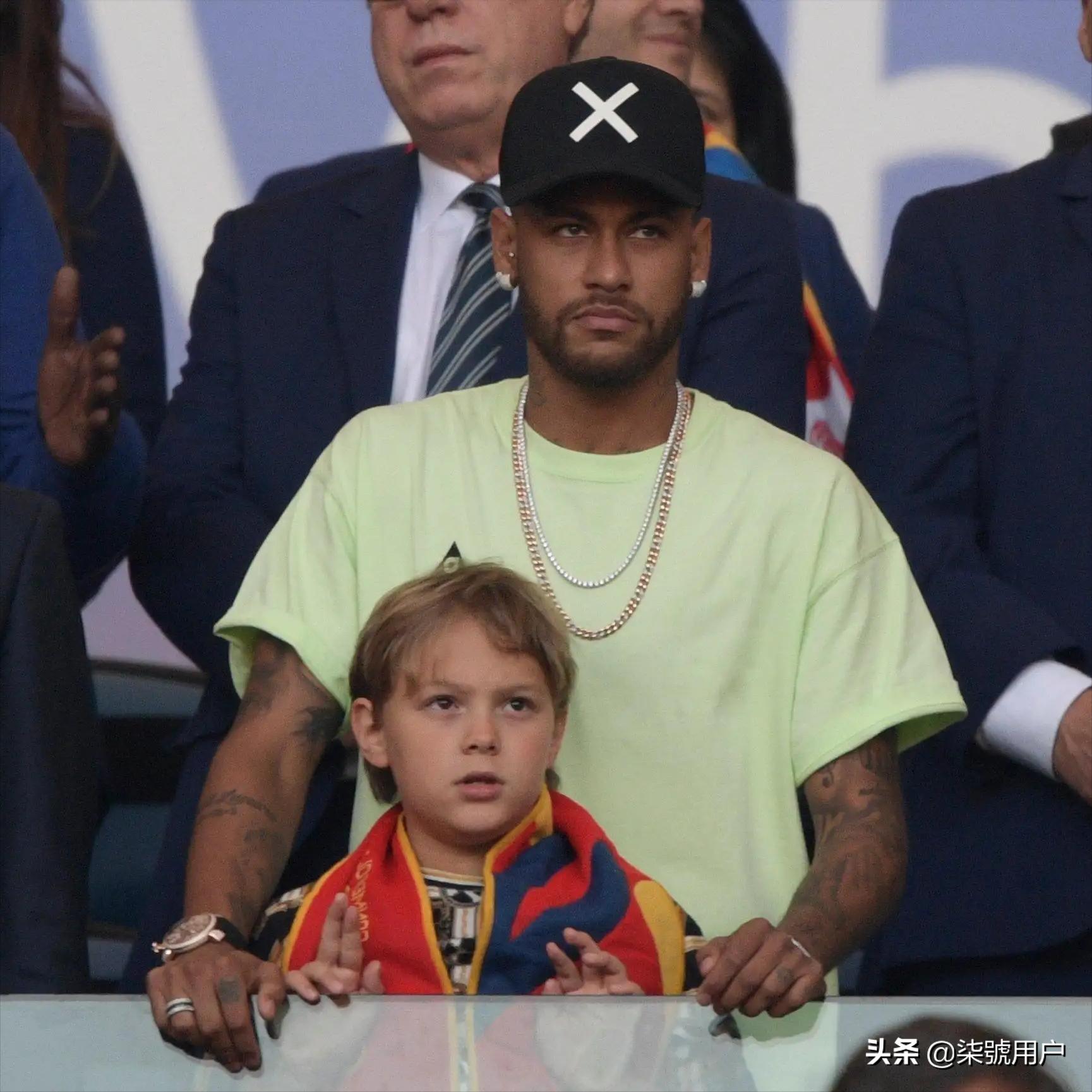 内马尔水平不逊梅西c罗,内马尔和梅西的关系如何了