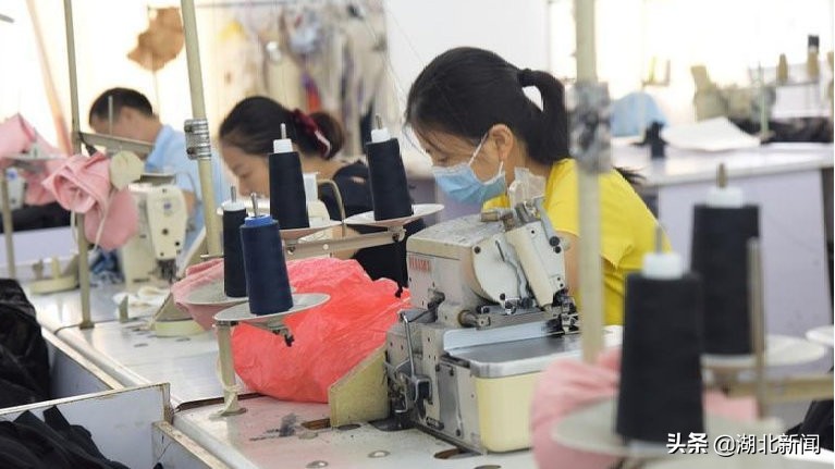 服装行业直播发展现状,直播冲击服装行业