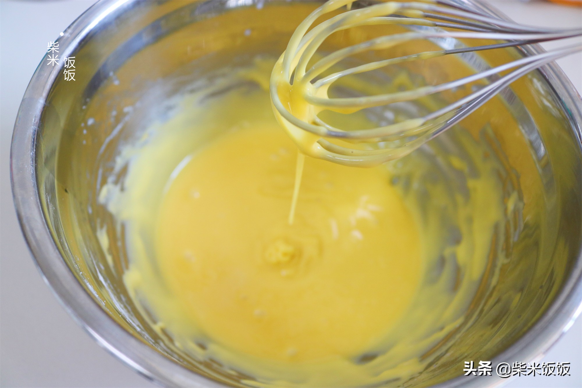 蛋糕蓬松不回缩的诀窍,烤箱做蛋糕防止蛋糕回缩的办法