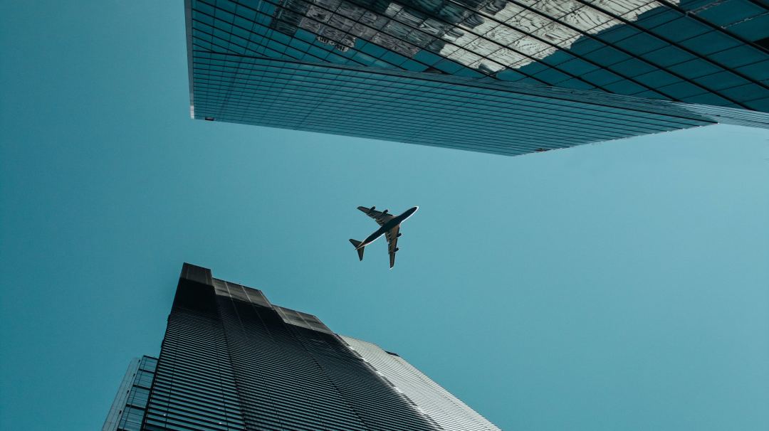 误了飞机一天怎么办,误了飞机能不能退钱