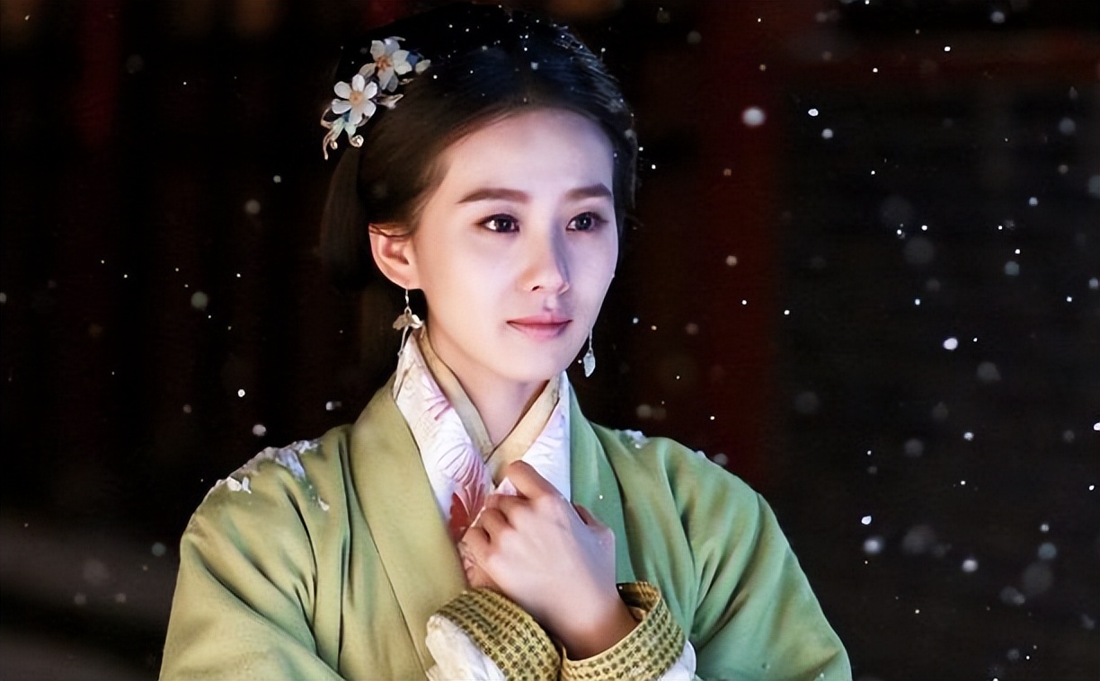 娱乐圈塌鼻子宽鼻翼好看的女明星,塌鼻子也能美出圈