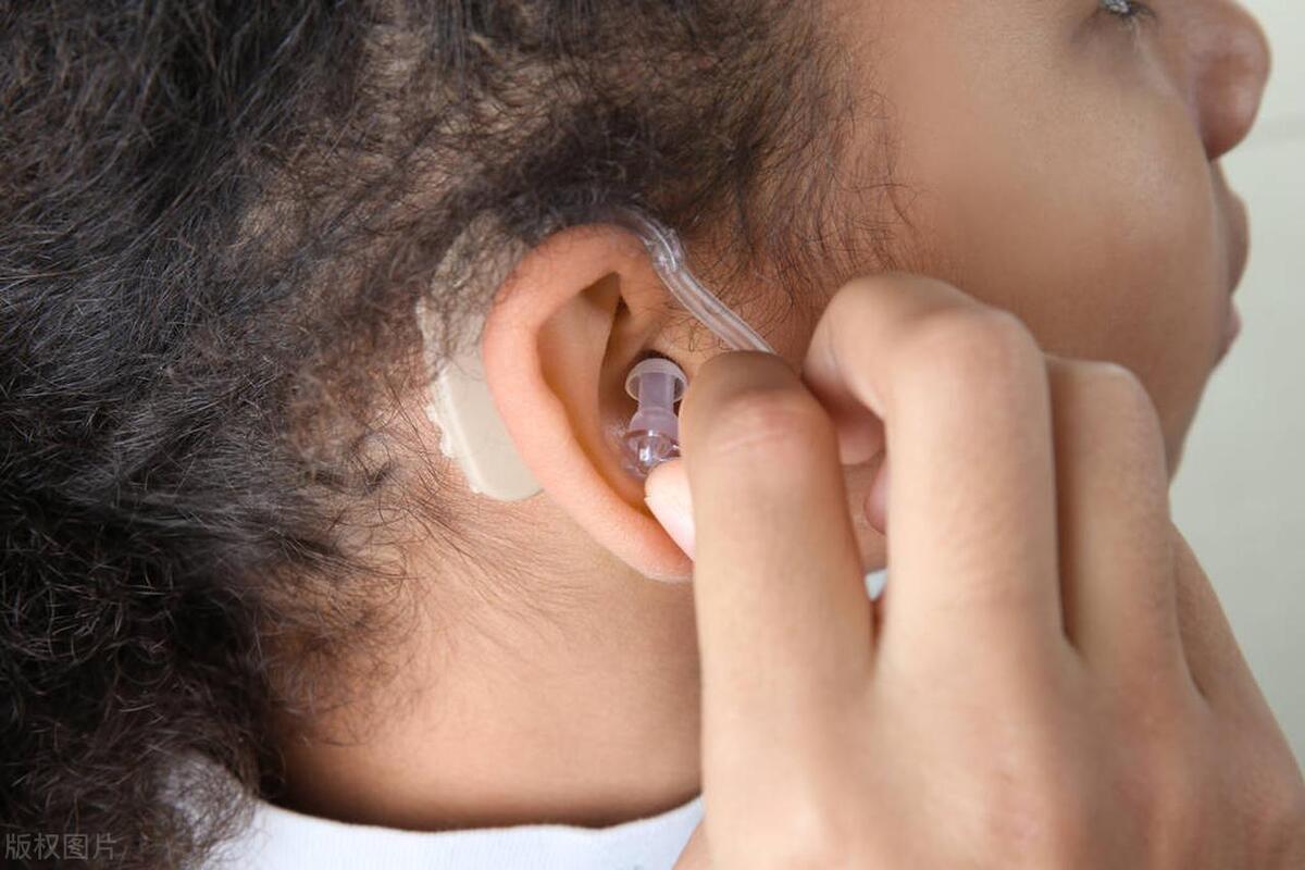 佩戴助听器后怎样语言康复训练,助听器宝宝语言康复训练