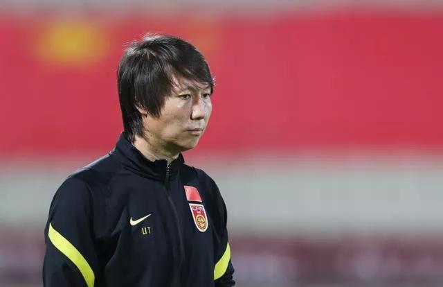 关于中国足球李铁的报道,李铁被查原因