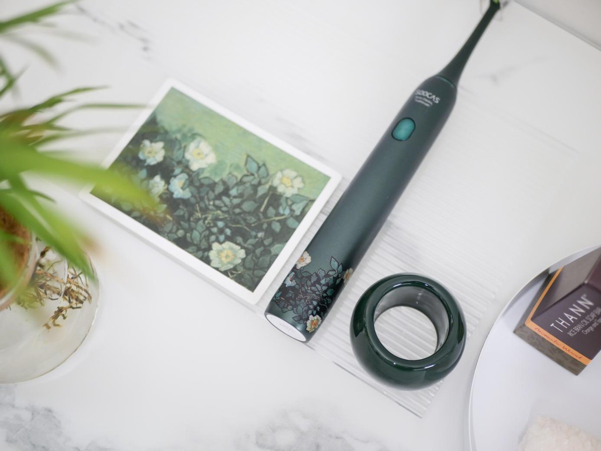 usmile电动牙刷和飞利浦电动牙刷,华为电动牙刷和飞利浦电动牙刷