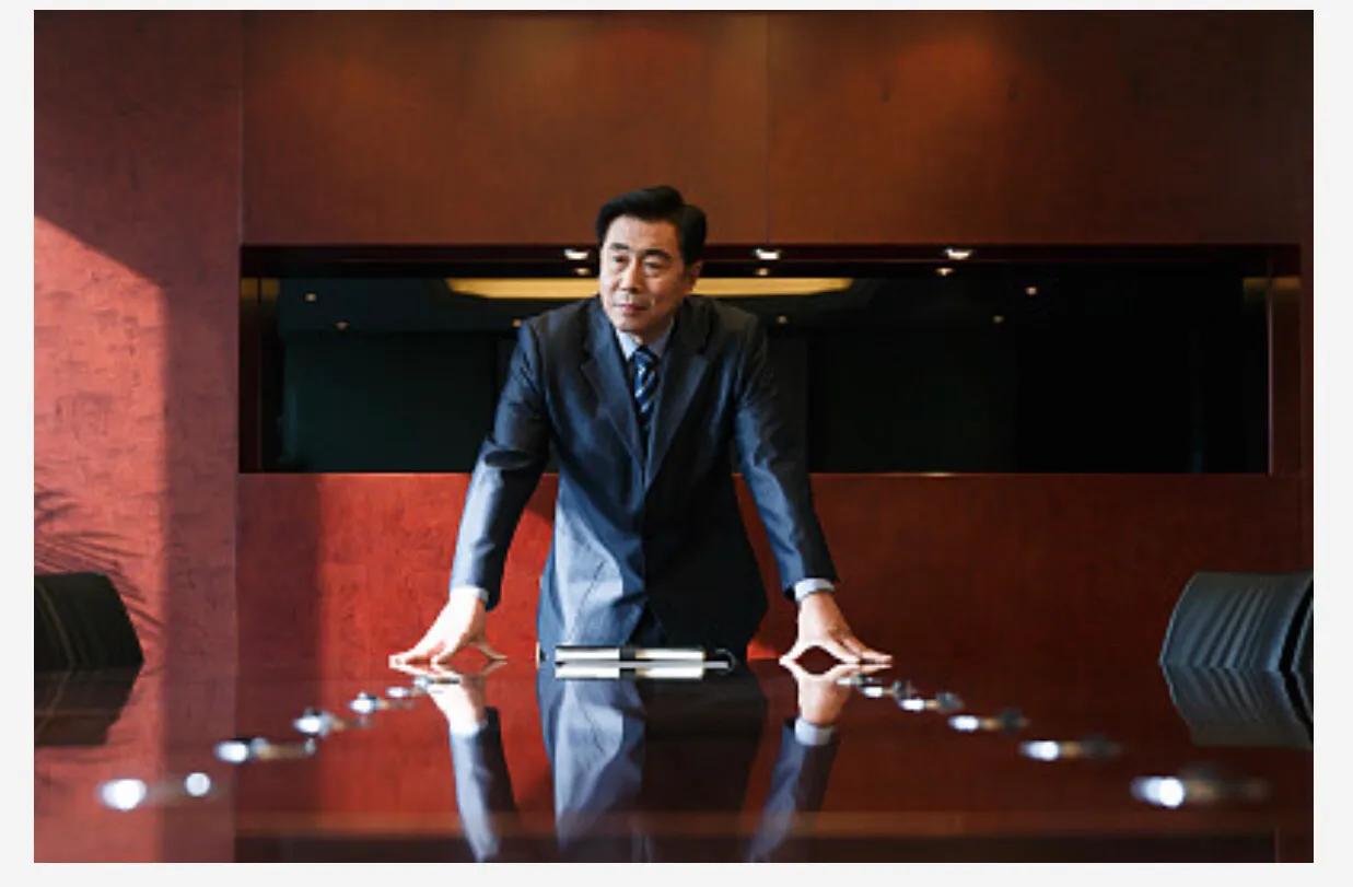 公司遇到小人领导怎么办,遇到小人领导该怎么办