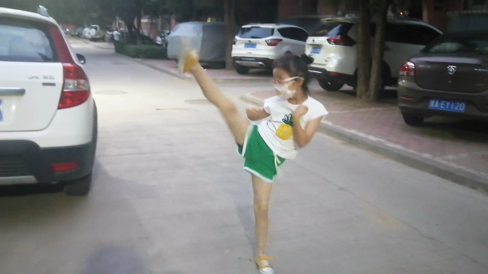 静静来了快上车,静静来了抖音