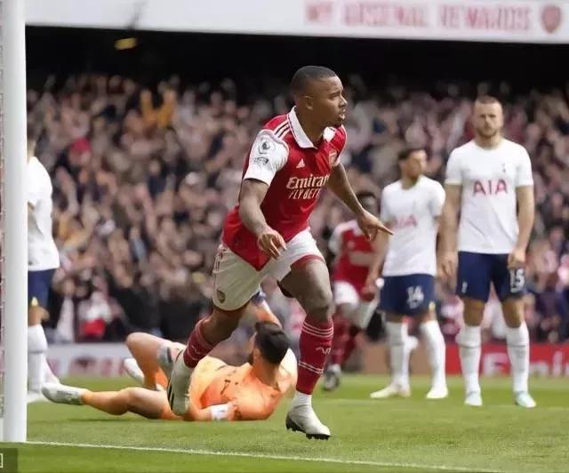 英超各个球队薪资最高的都是谁,英超周薪前10名