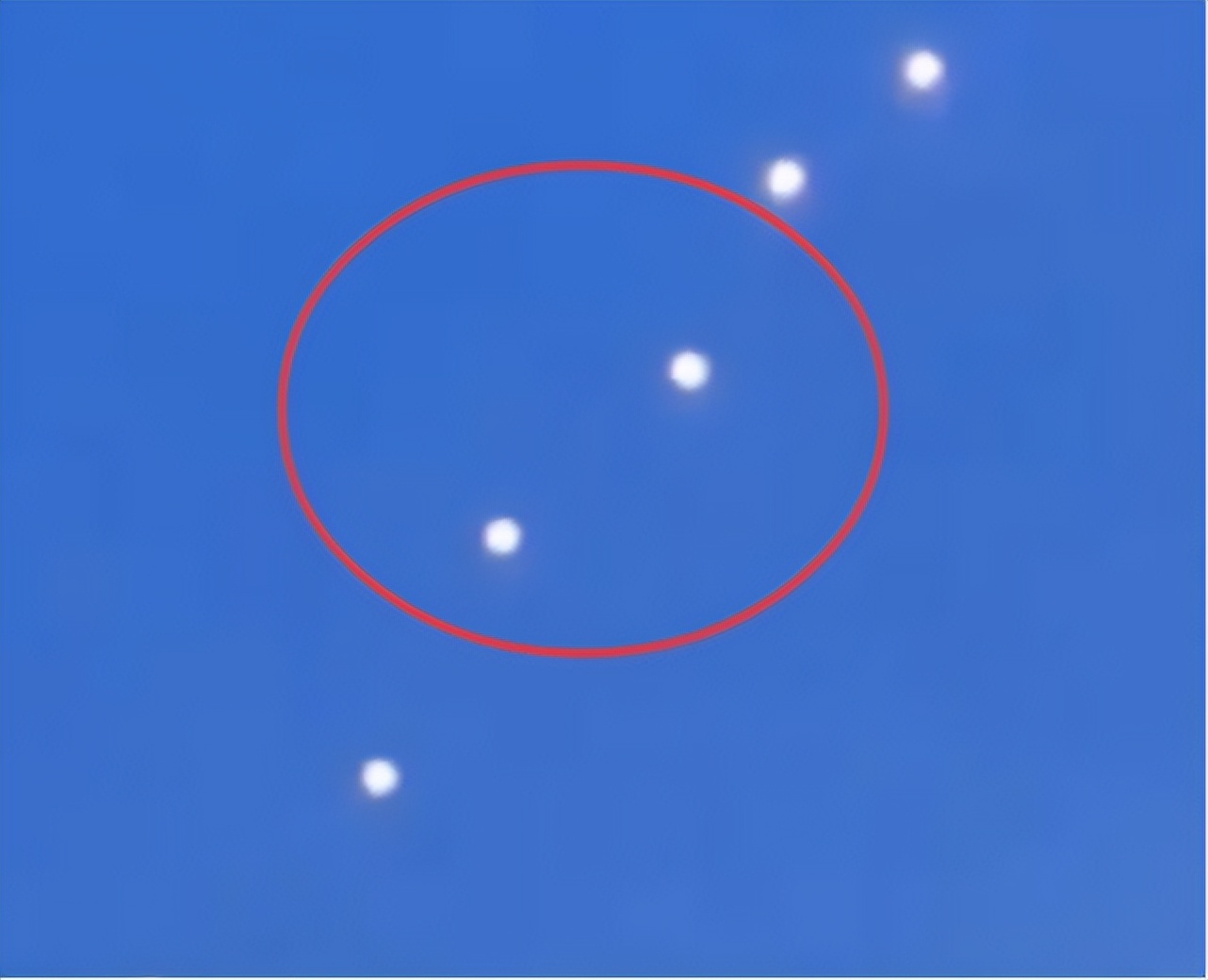 浙江嘉兴不明坠落飞行物,浙江不明飞行物最新情况