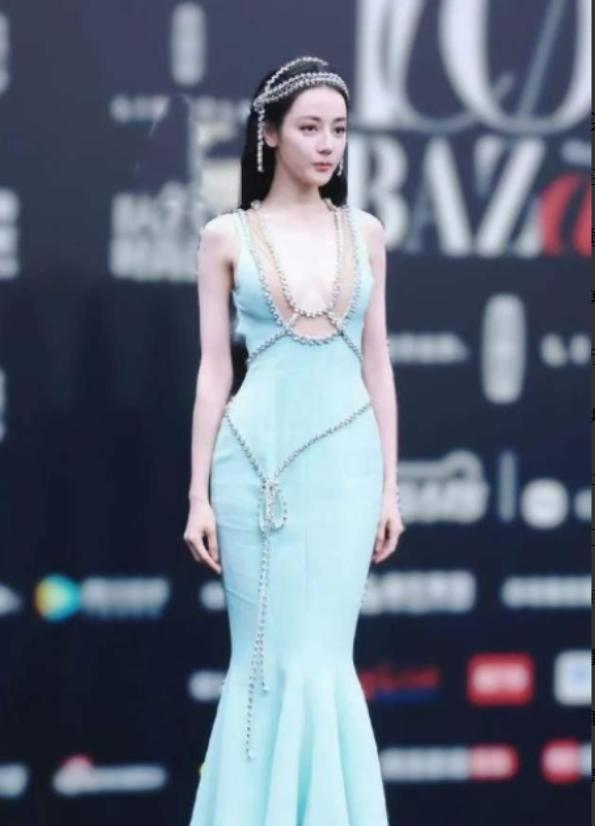 为啥历史上的日韩“露奶装”，女性不觉羞耻反以为“荣”？