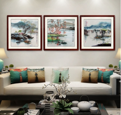 挂画搭配技巧让你的墙面不再孤单,客厅墙挂画以后还是空荡荡