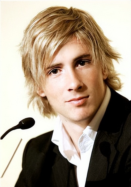 明明可以靠颜值吃饭图片,明明可以靠脸吃饭的人