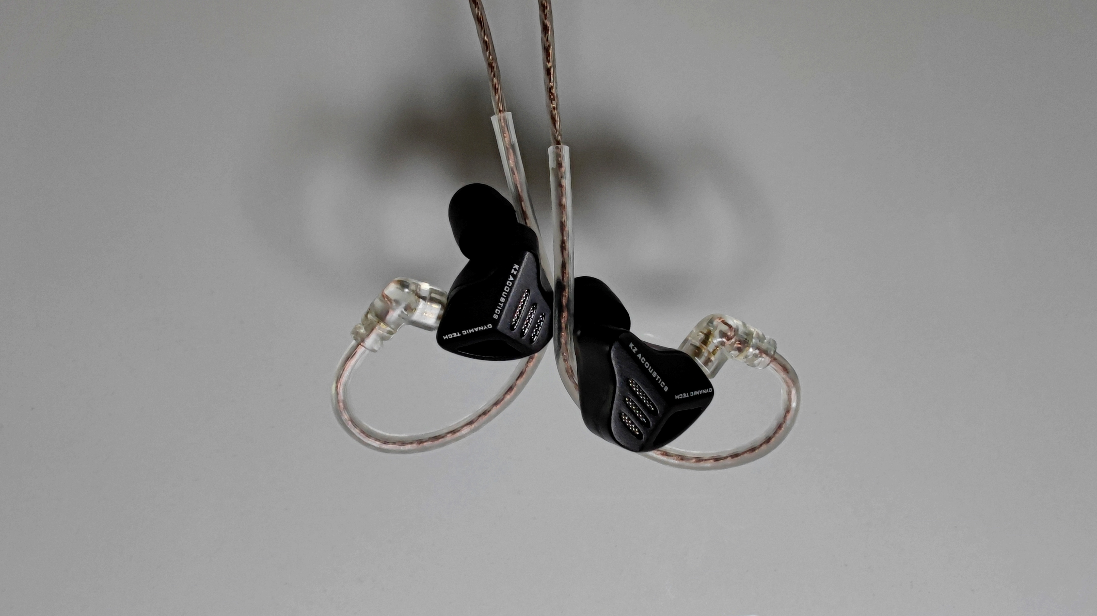 国产耳机kz怎么样,kzzsx12单元圈铁耳机评测