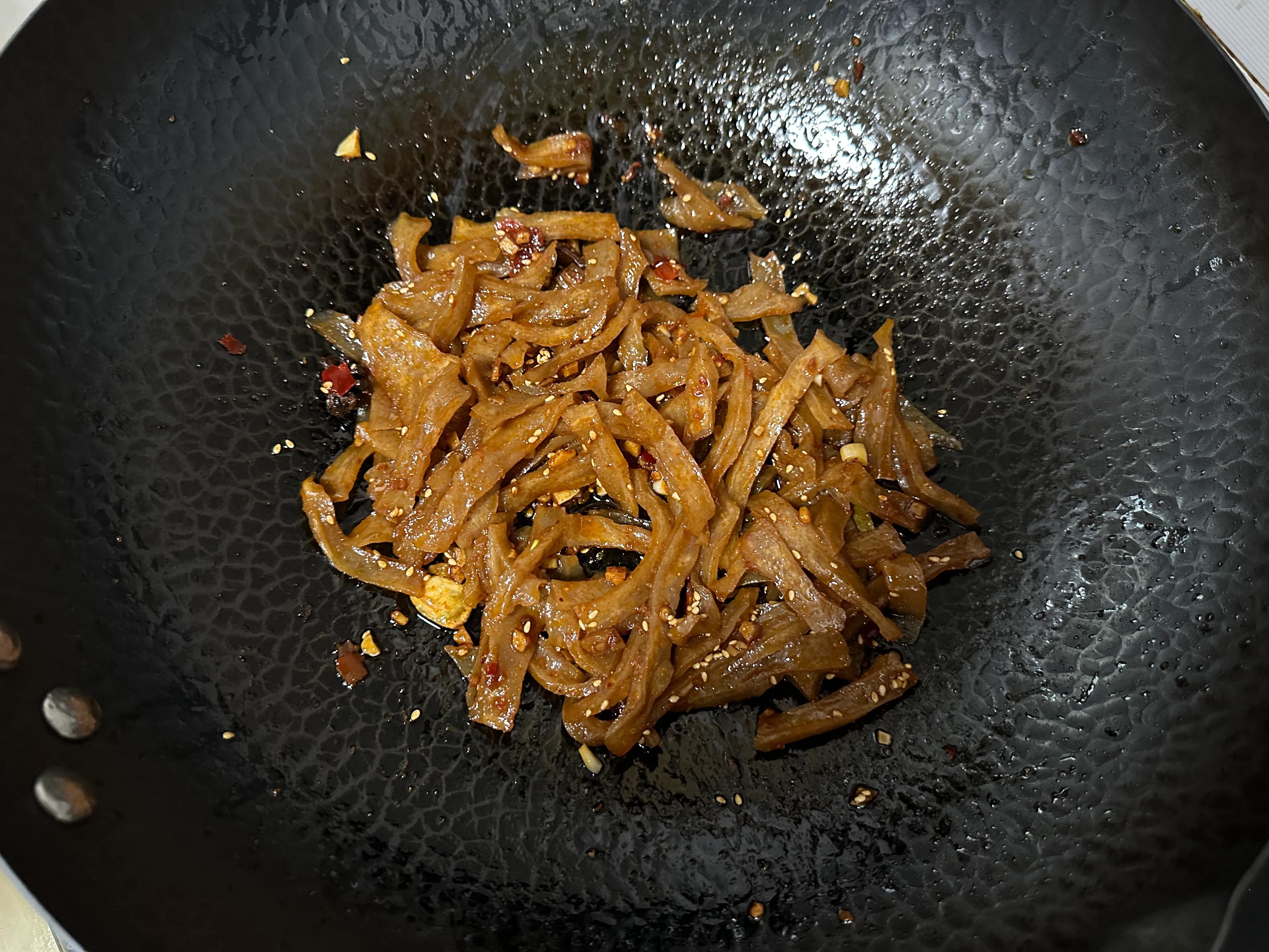 超爱麻辣味道，一款麻、辣、香的混合小吃，每一口都神清气爽