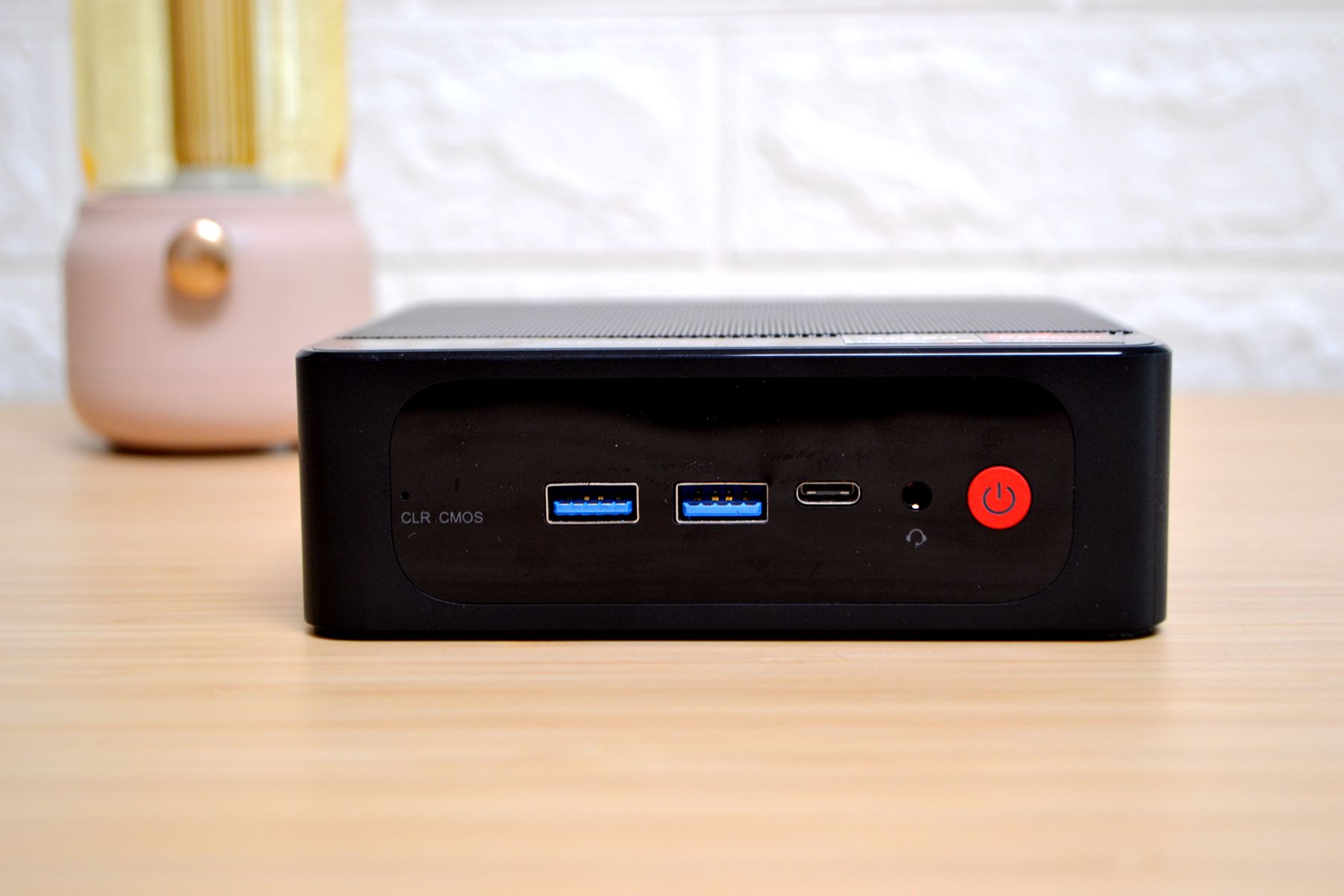 气死奸商！省了一万多，5K显示器+1000多的零刻SER5，完美黑苹果