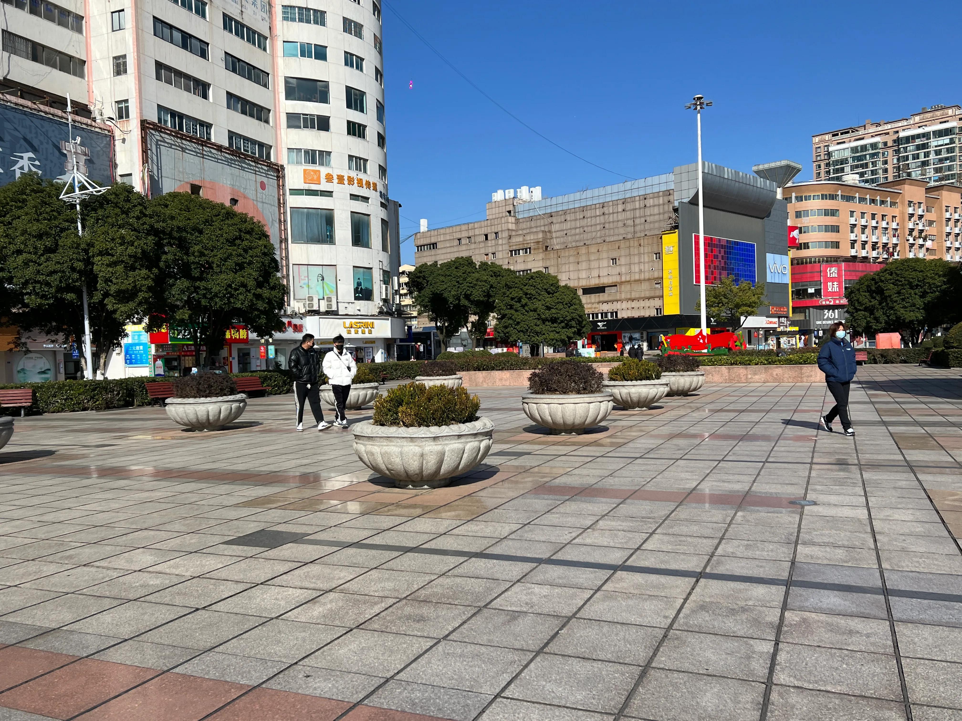 安徽芜湖中山路步行街,芜湖下午寒潮