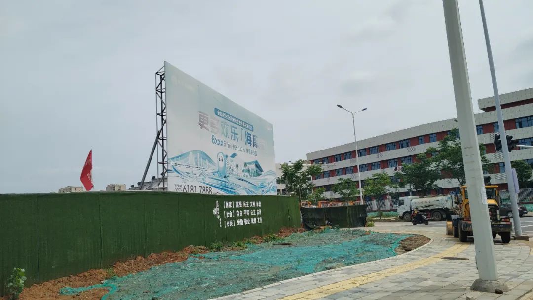 榛勯檪鍓嶅窛鏂囦綋骞垮満,榛勯檪鍓嶅窛鏂囦綋涓績椤圭洰