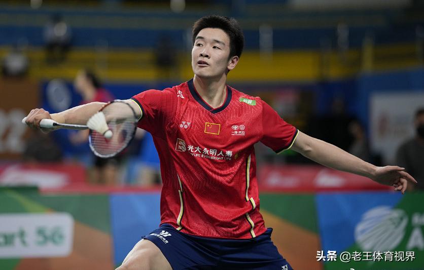 亚锦赛男单半决赛李诗沣对谁,羽毛球亚锦赛李诗沣对战翁泓阳