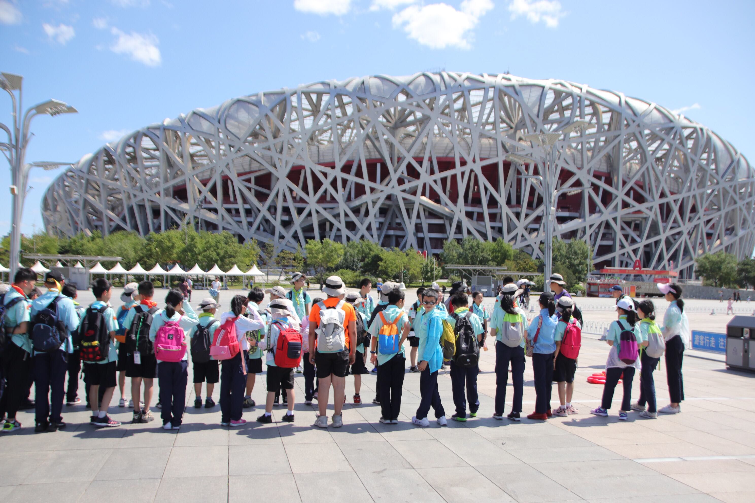 耗资20亿的鸟巢赚钱了吗,耗资两亿鸟巢