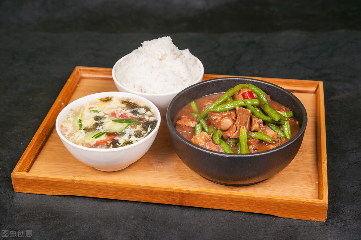 女作家去做保姆——亲密的接触（205）