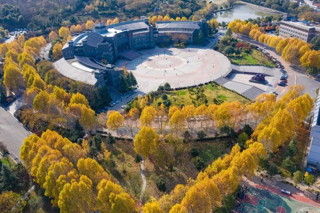 湖北文理学院非全日制,湖北文理学院是不是公办的