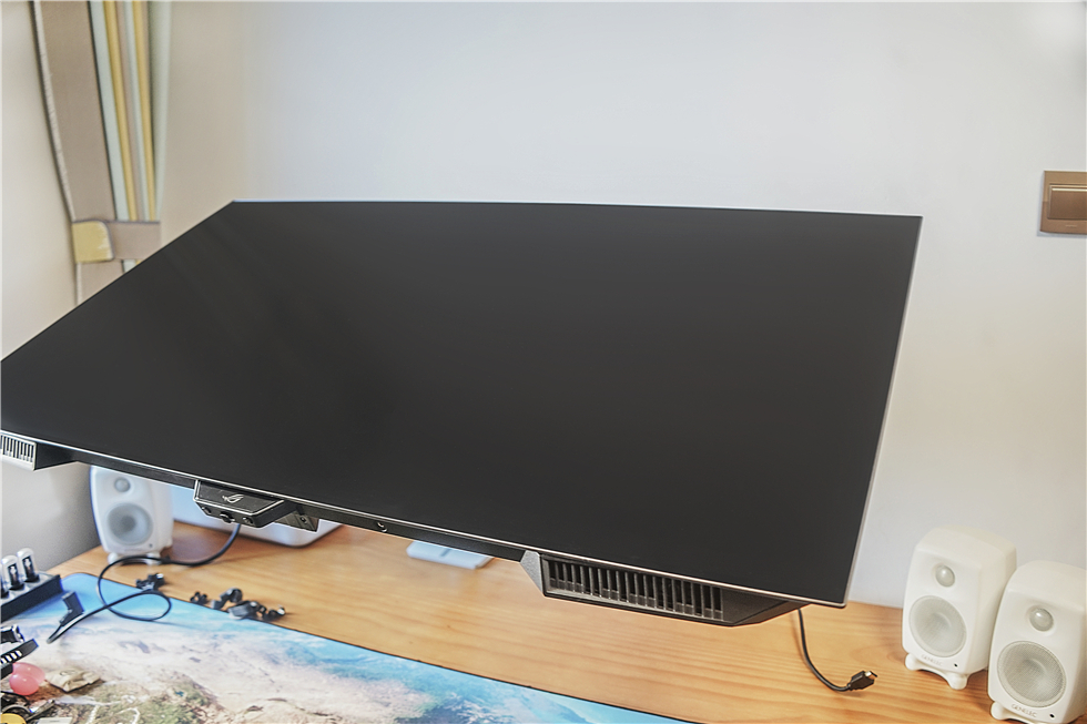 48英寸巨屏OLED电脑显示器——华硕巨擎48OLED入手4个月体验