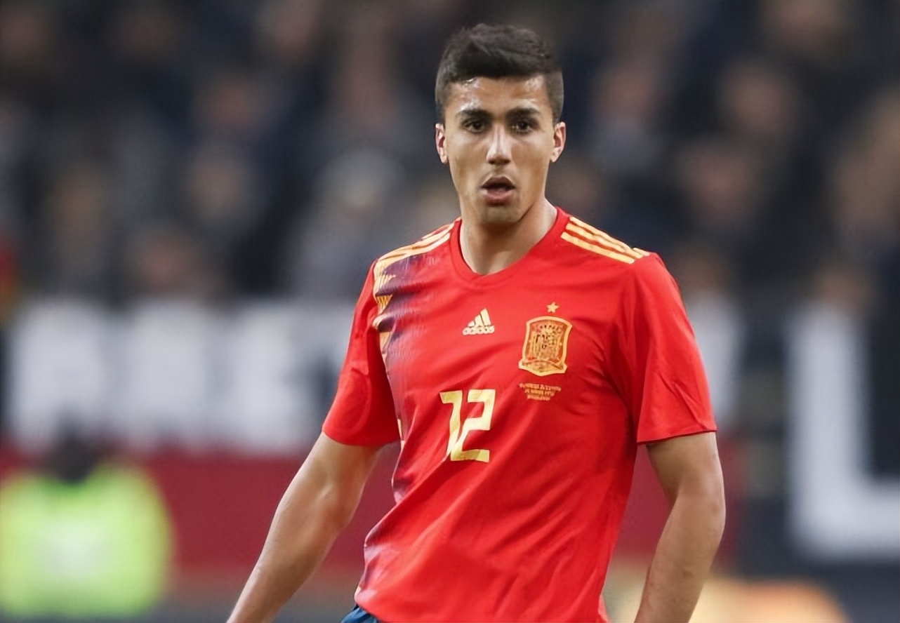 世界杯十二大“零球”巨星，一人幸运夺冠，莫德里奇持外卡上榜