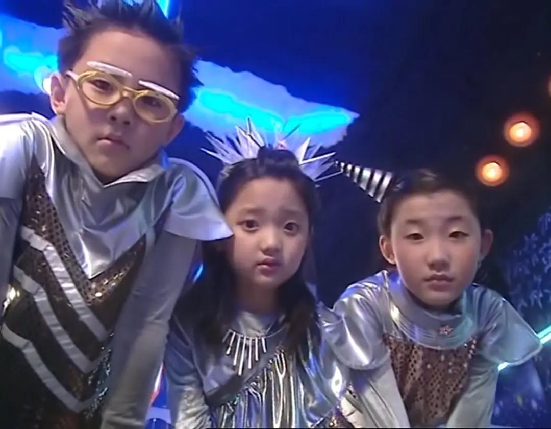 快乐星球丁凯乐当时家庭条件,快乐星球第一季丁凯乐过生日视频