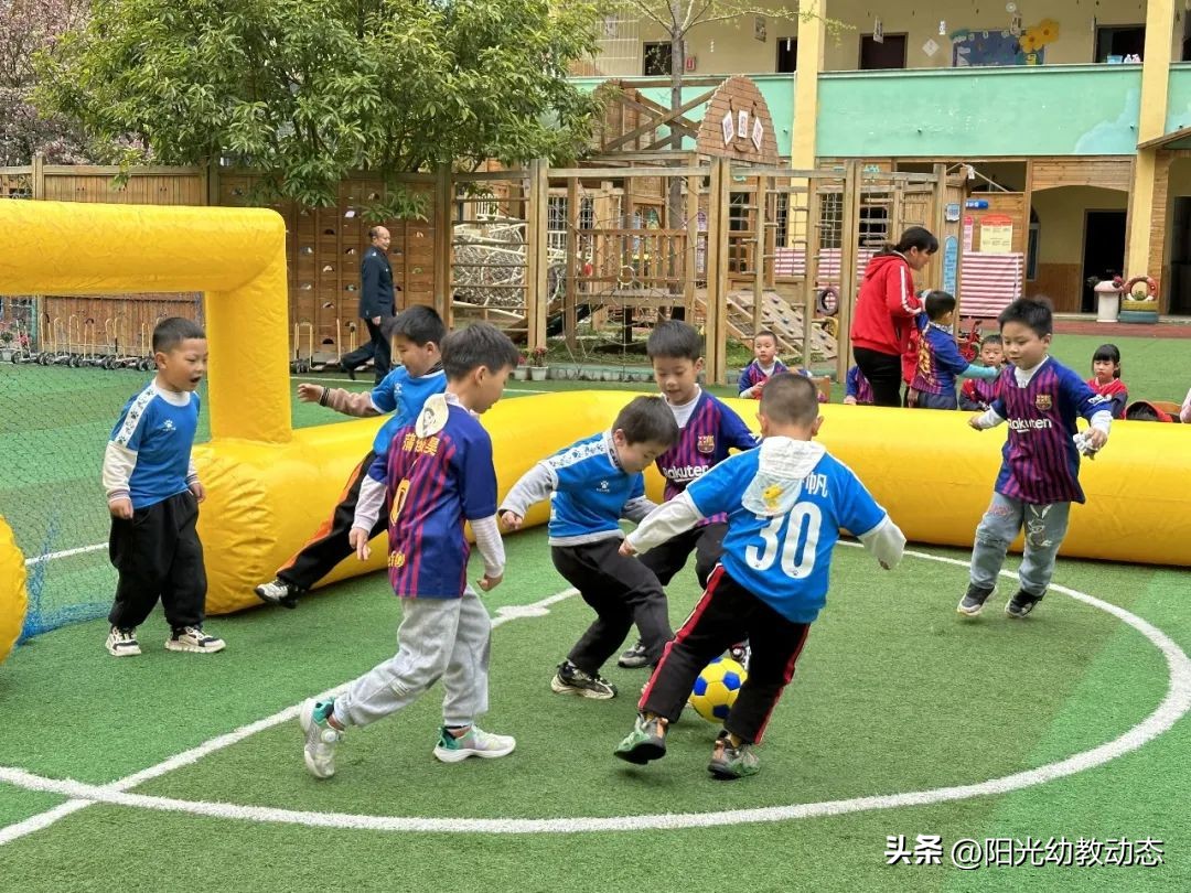 幼儿足球联赛快乐大比拼,岳池县小学足球比赛