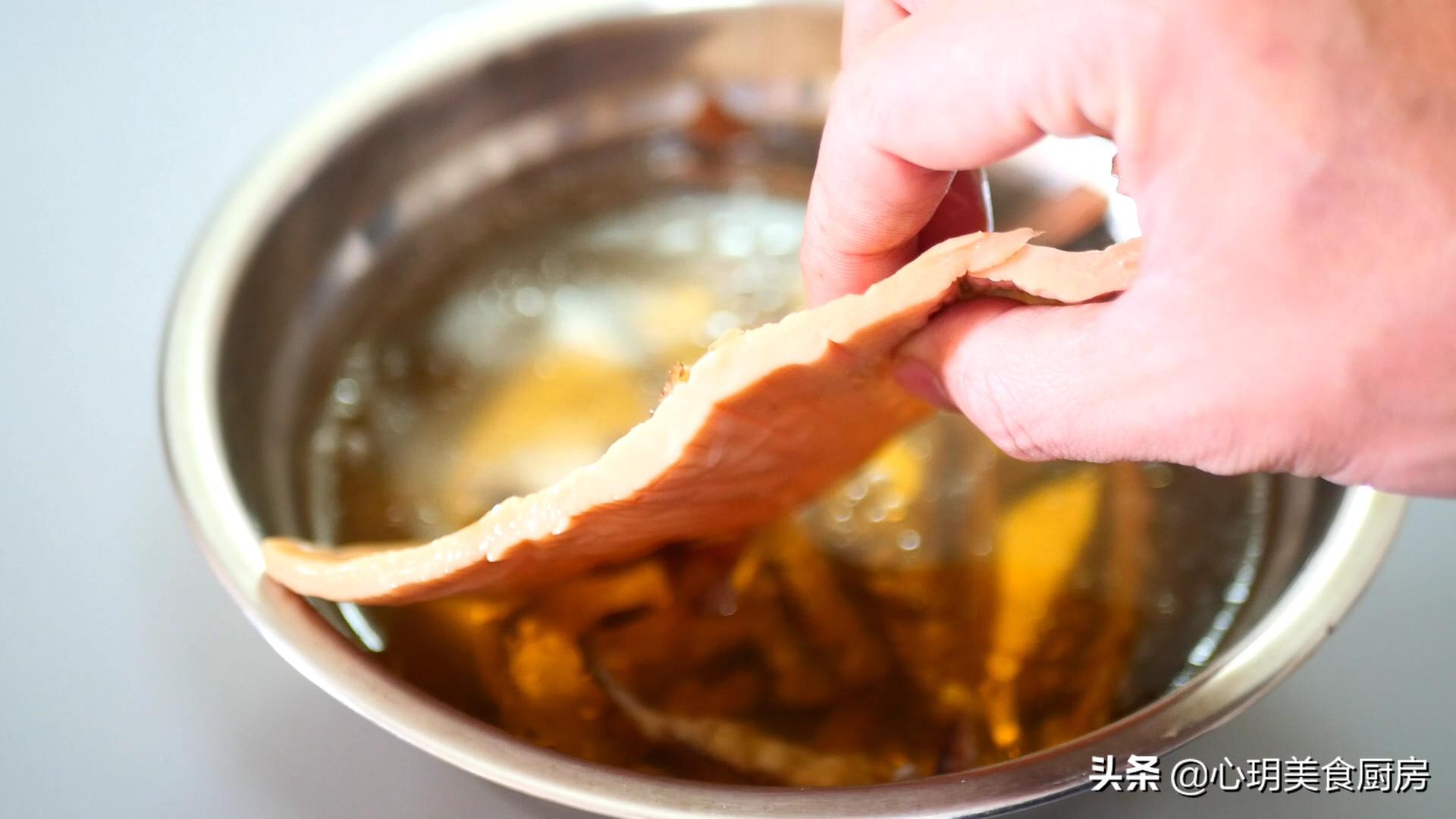 泡发的干墨鱼怎么做好吃,泡发墨鱼家常做法