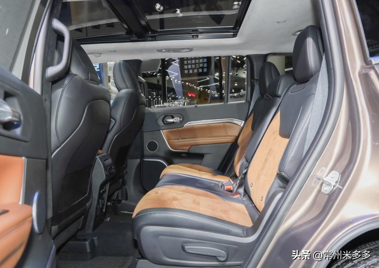 jeep大指挥官9at变速箱油多少钱,jeep大指挥官豪华和旗舰怎么选