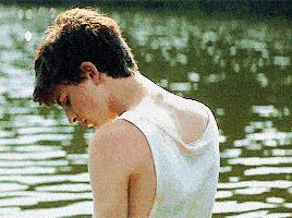 莱昂纳多最帅气的几张照片,莱昂纳多最帅的四个镜头