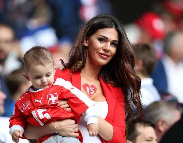 那些年我们追过的女歌手,那些年我们追过的女生