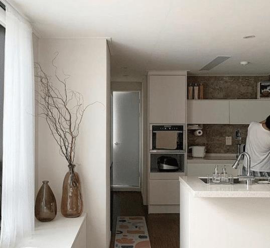 韩国夫妇的精致家居场面,唯美得像一部电影,太治愈人了