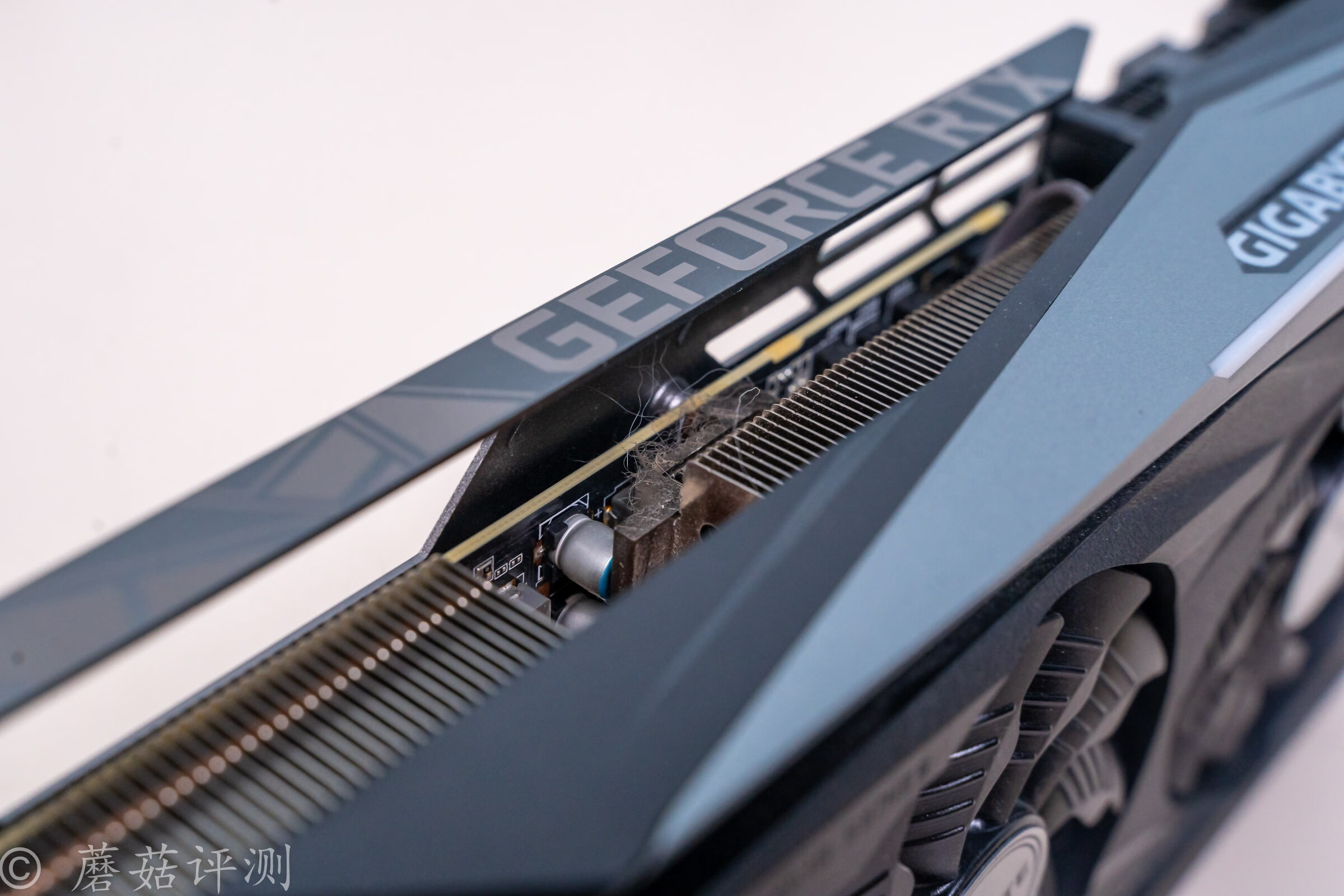 技嘉3090ti水雕显卡,技嘉rtx4090魔鹰oc怎么样