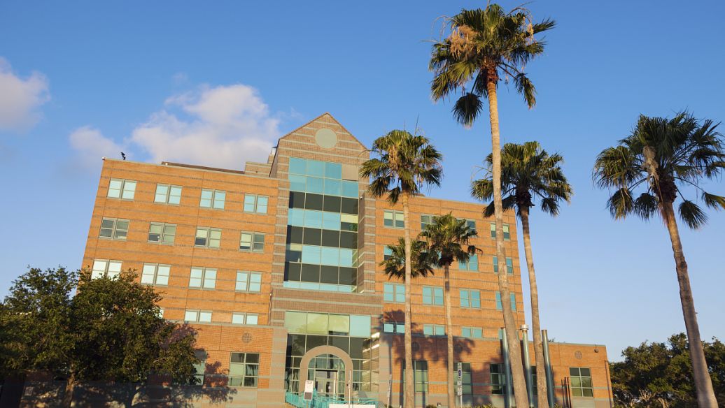 南充建华中学是普高还是职高,南充有哪些职高学校