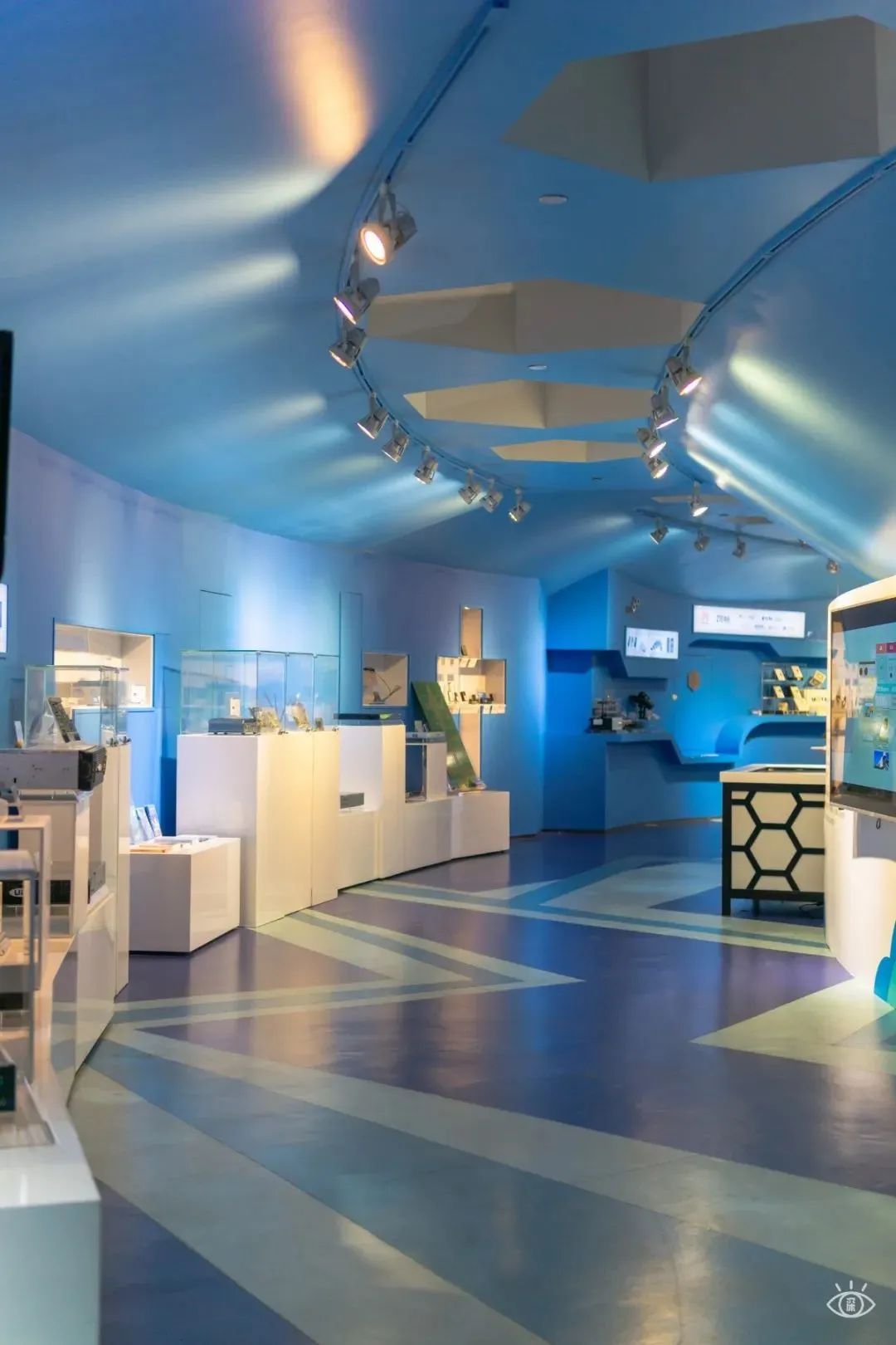 深圳地铁能直达的免费景点宝安区,深圳地铁直达免费玩的海滩