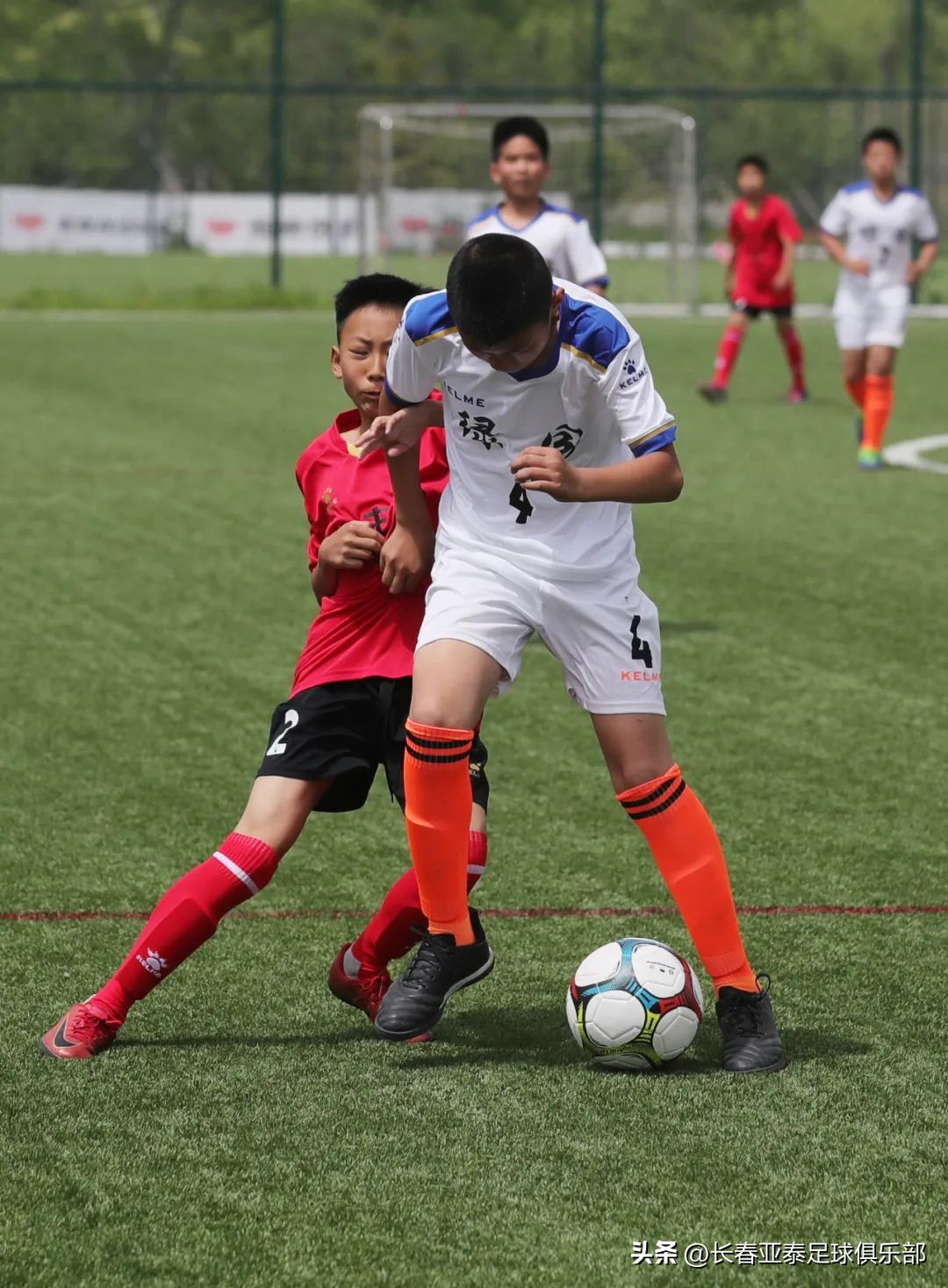 长春市第一届运动会青少年足球比赛在亚泰净月基地继续进行