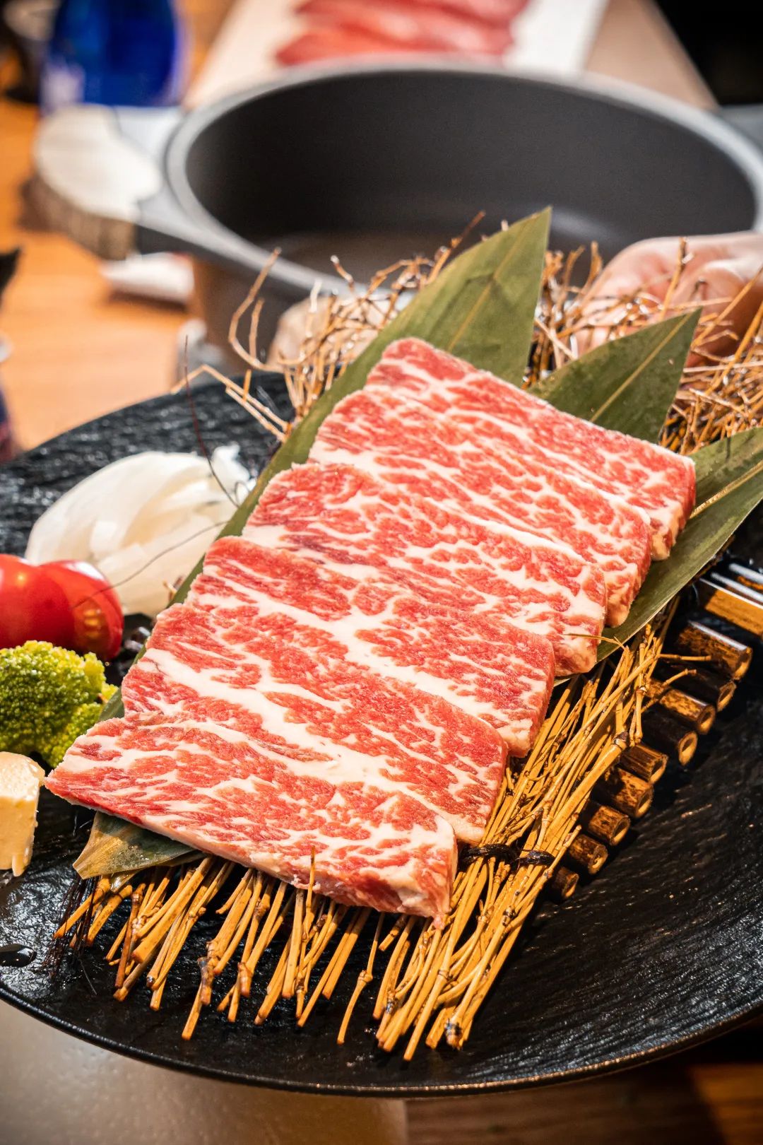 魔都首家烤鸵鸟蛋专门店，日料界新晋流量密码