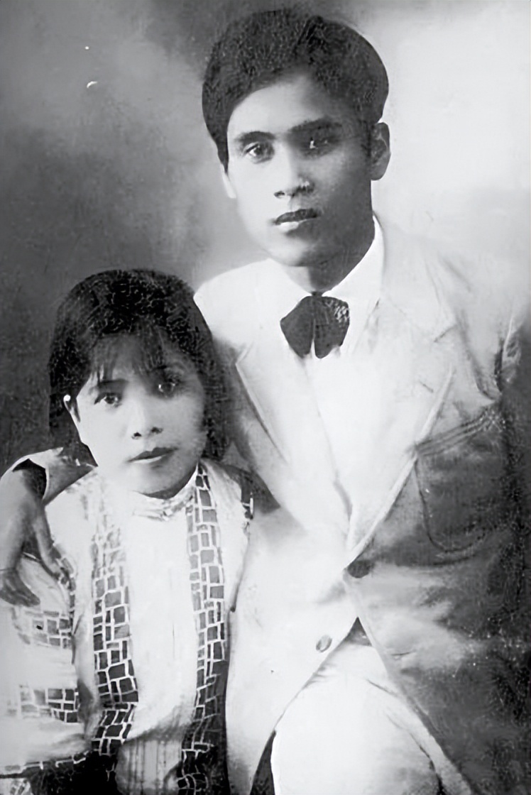 父亲挣的钱从来不帮家里,父亲赚钱却舍不得给儿子花