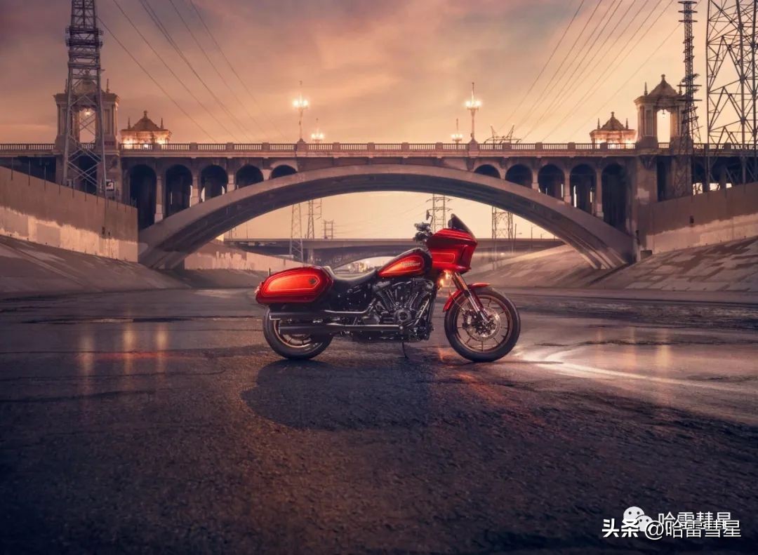 哈雷2024全新路威,2023款哈雷路威st蓝色限量版