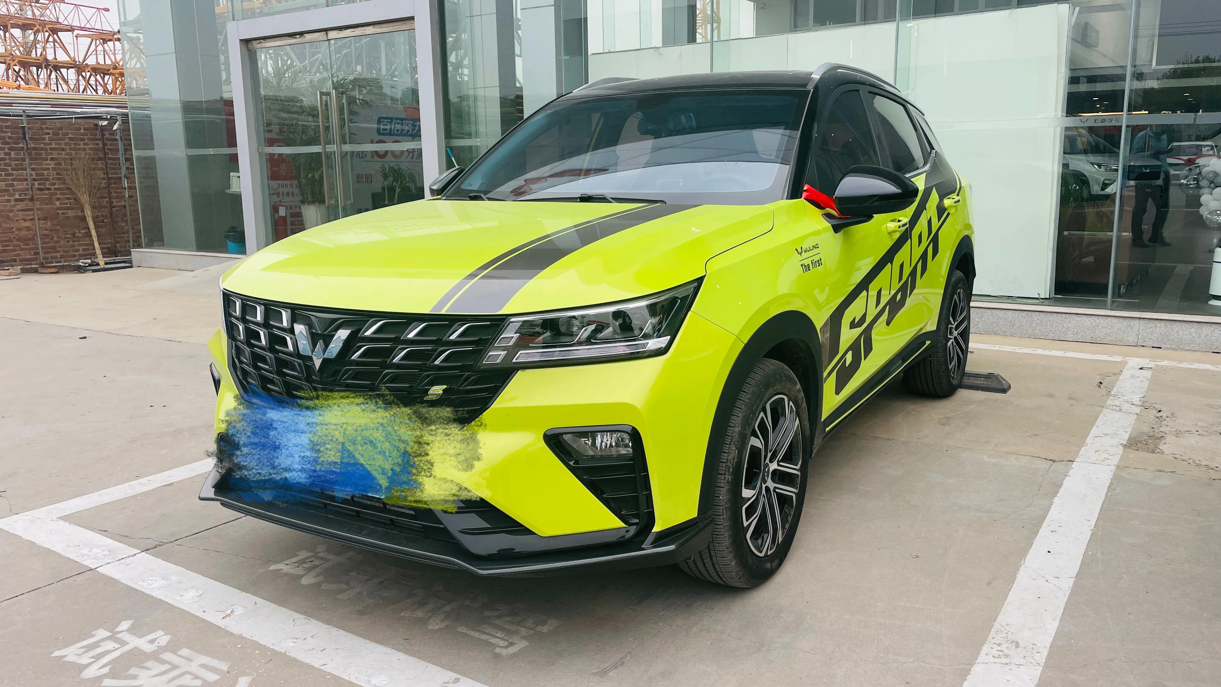 绿色五菱神车,绿色小五菱