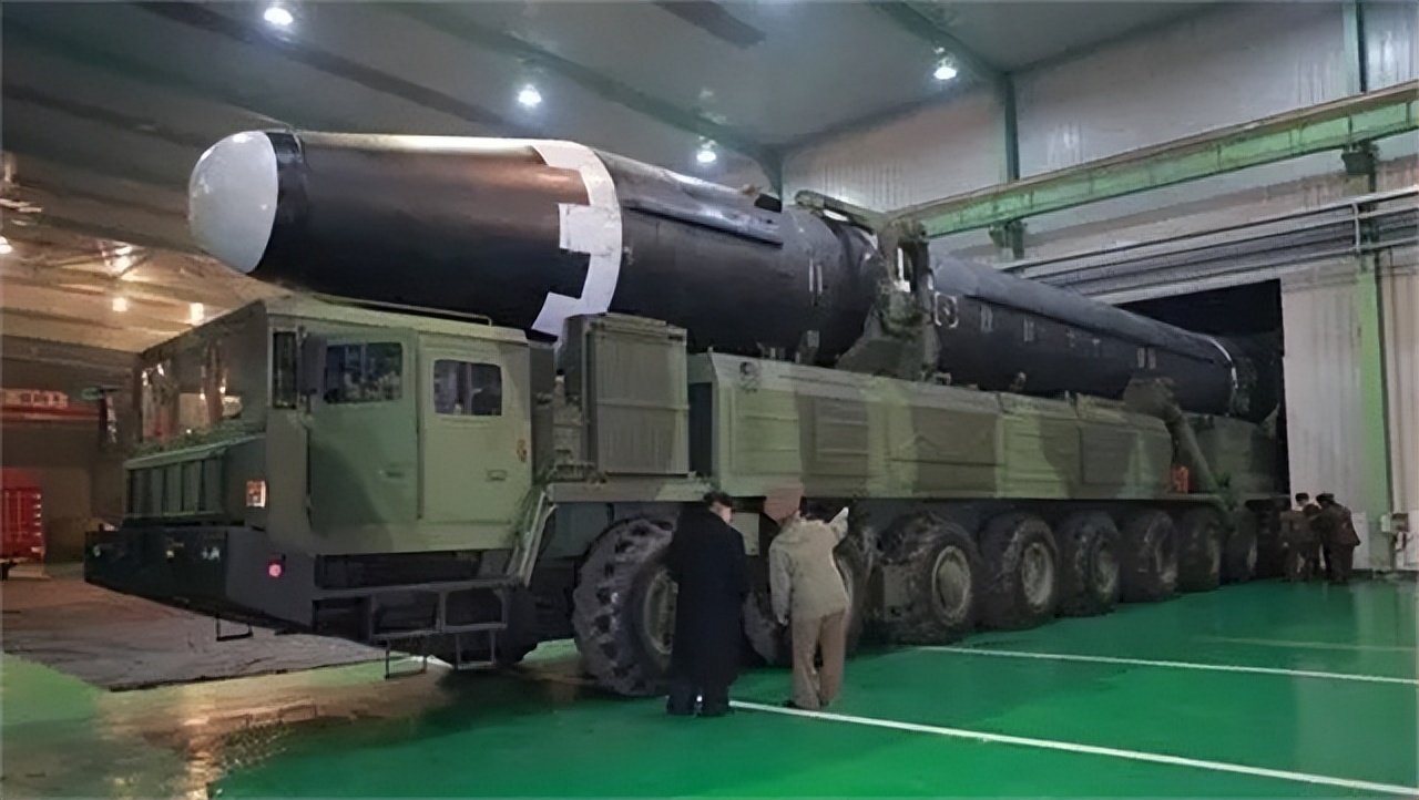 美国为什么不敢动朝鲜，朝鲜真的敢核反击吗？